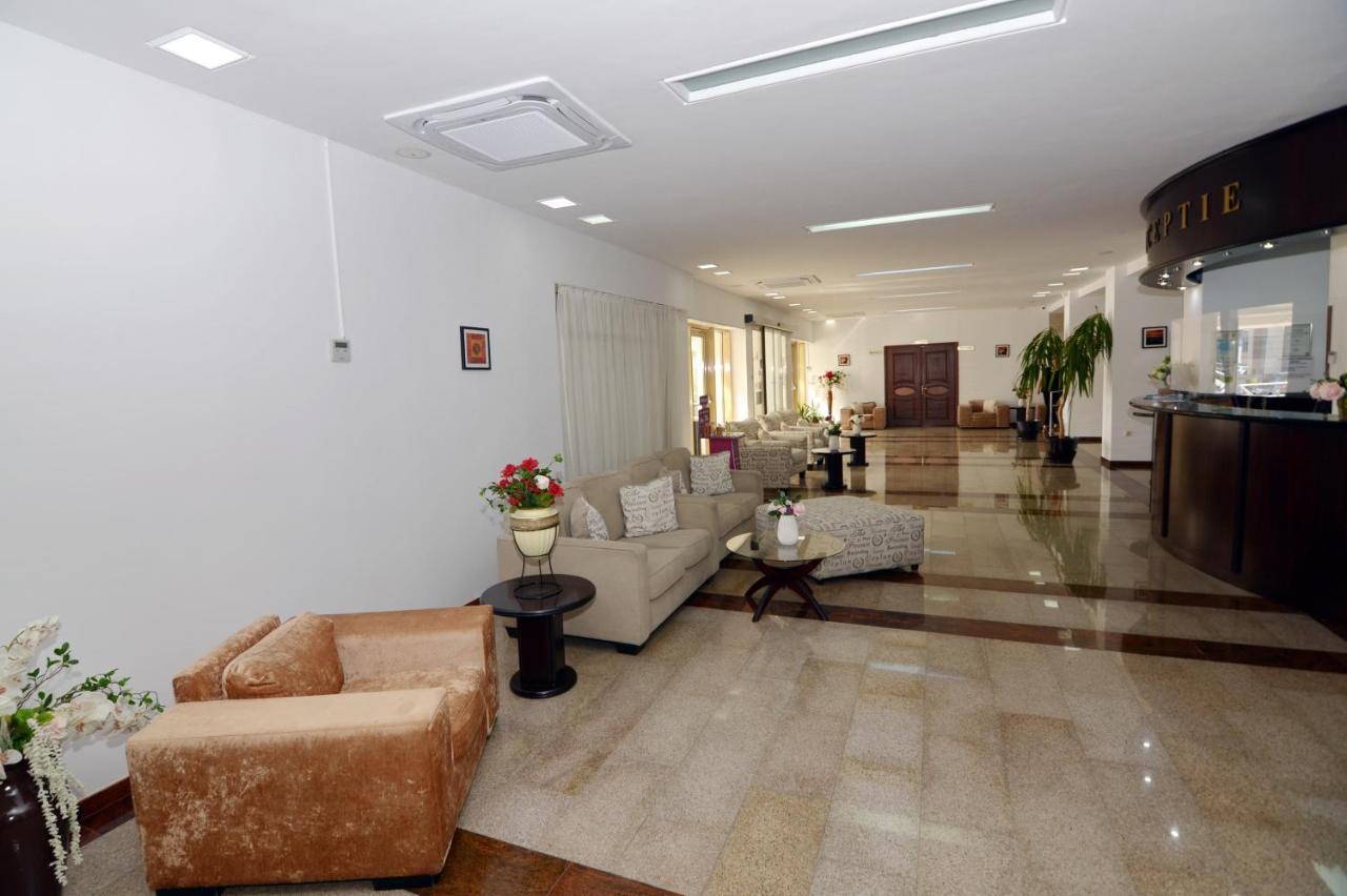 Hotel Condor Mamaia Extérieur photo