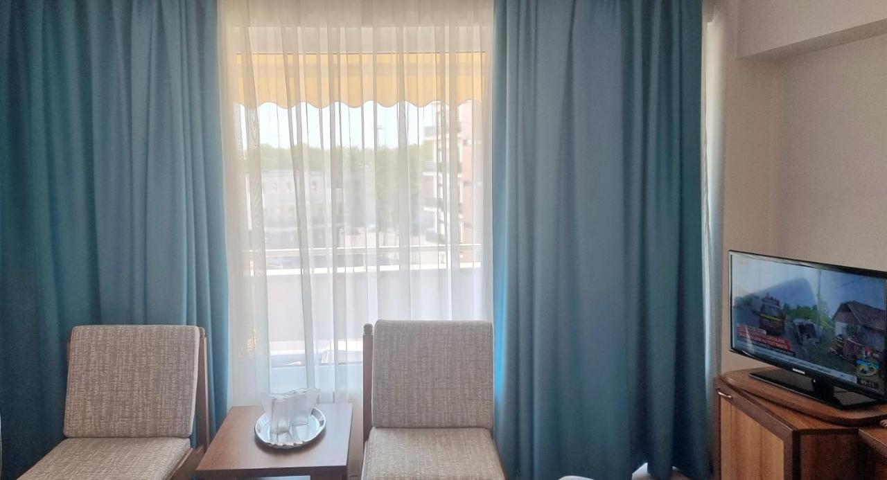 Hotel Condor Mamaia Extérieur photo
