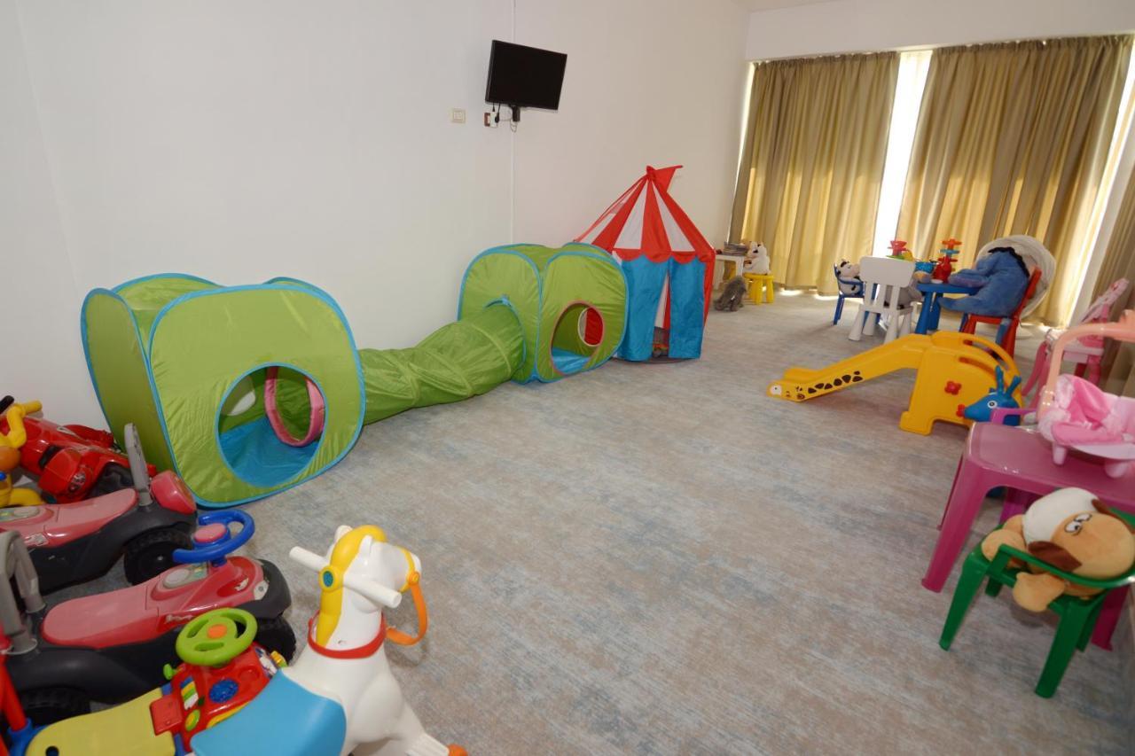 Hotel Condor Mamaia Extérieur photo