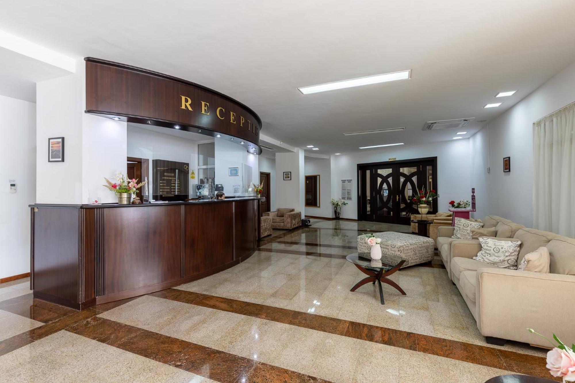 Hotel Condor Mamaia Extérieur photo
