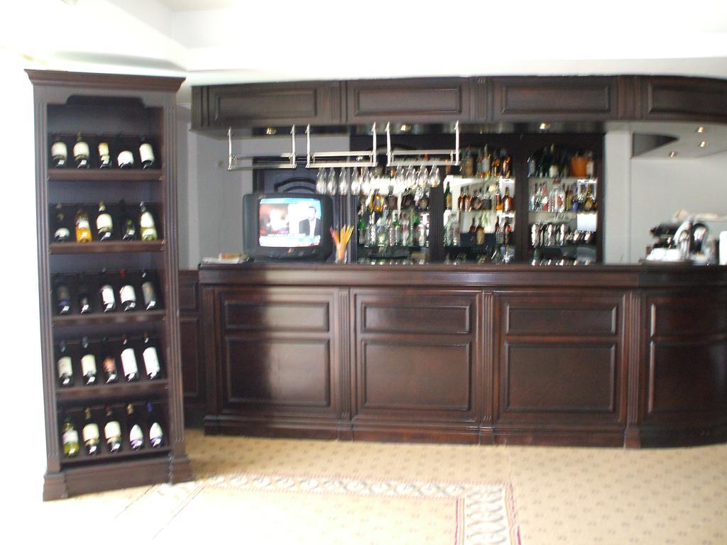 Hotel Condor Mamaia Extérieur photo